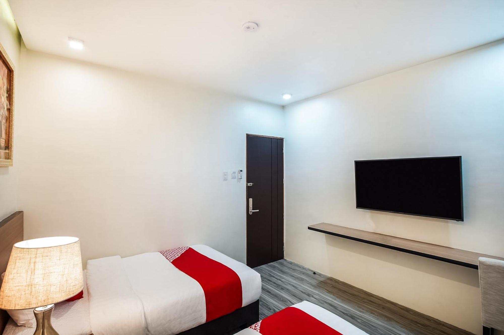 Oyo 489 Casa Mia Hotel Suites General Santos City Dış mekan fotoğraf